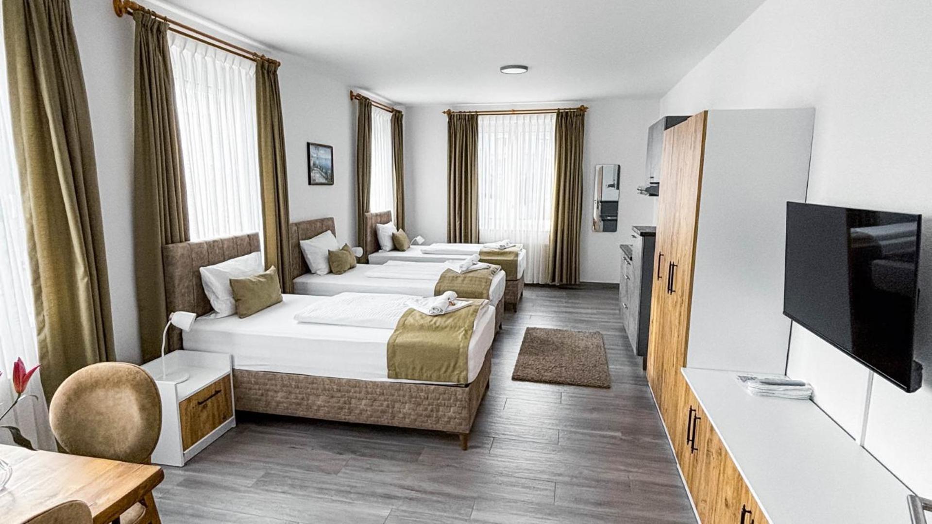 E&B Hotel Korb Eksteriør billede