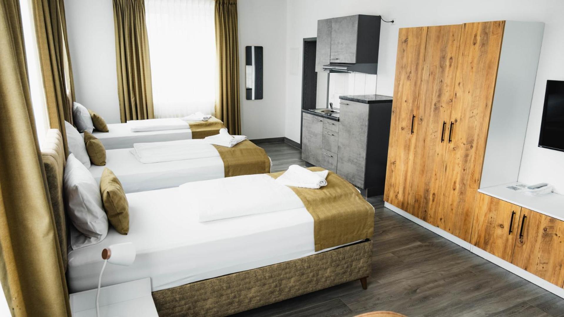 E&B Hotel Korb Eksteriør billede